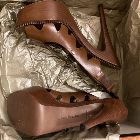 Bottega Veneta Size 39 Sandal - Picture 3 of 4